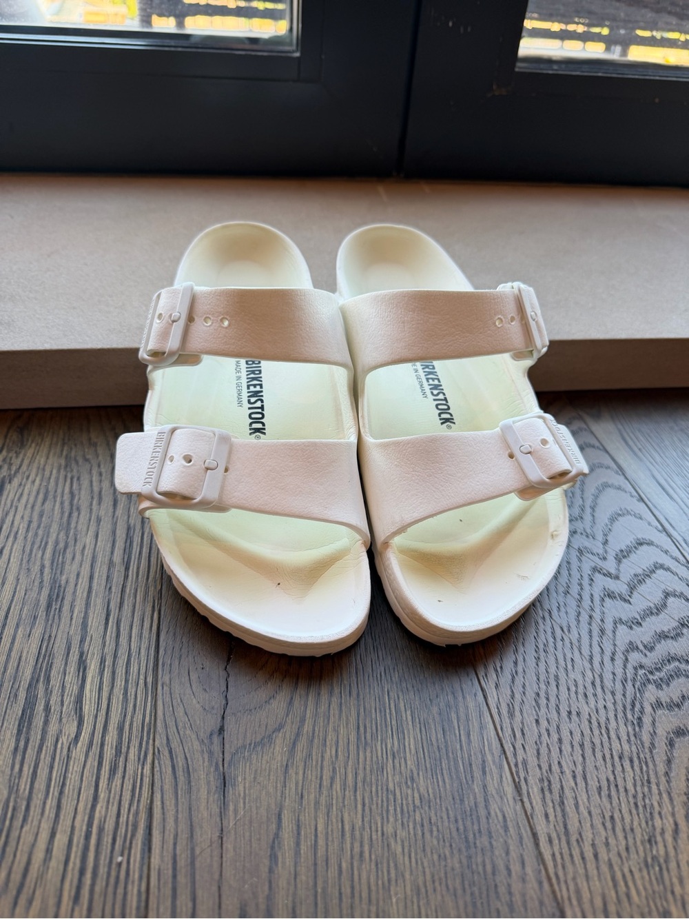 Birkenstock Arizona Essentials EVA White Double-Buckle Slide Sandals - Size 7 - Picture 2 of 9